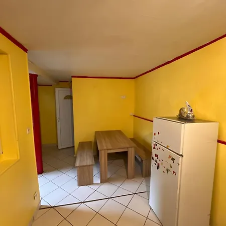 Darna - Netflix - Wifi - Terrasse Avec Jardin Privee Apartment Carmaux